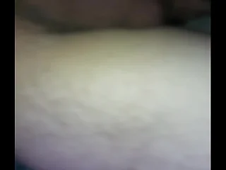 Un chico activo se deja penetrar por primera vez