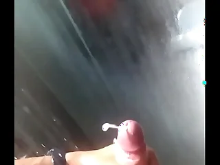 NOVINHO DE MOGI GUA&Ccedil;U GOZANDO EM CAMERA LENTA